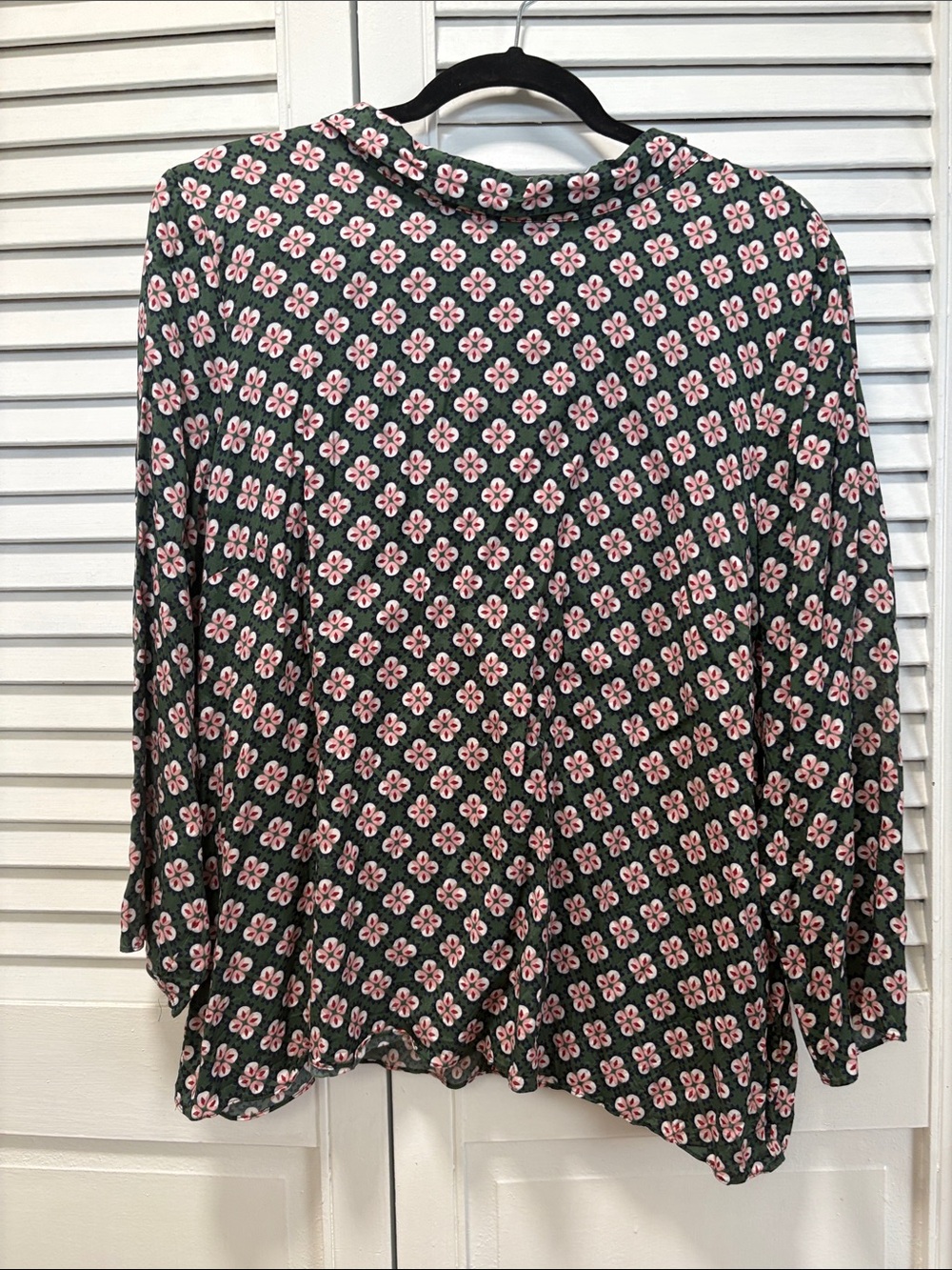 Boden green Long-Sleeve Top with Pink Floral Tile Print